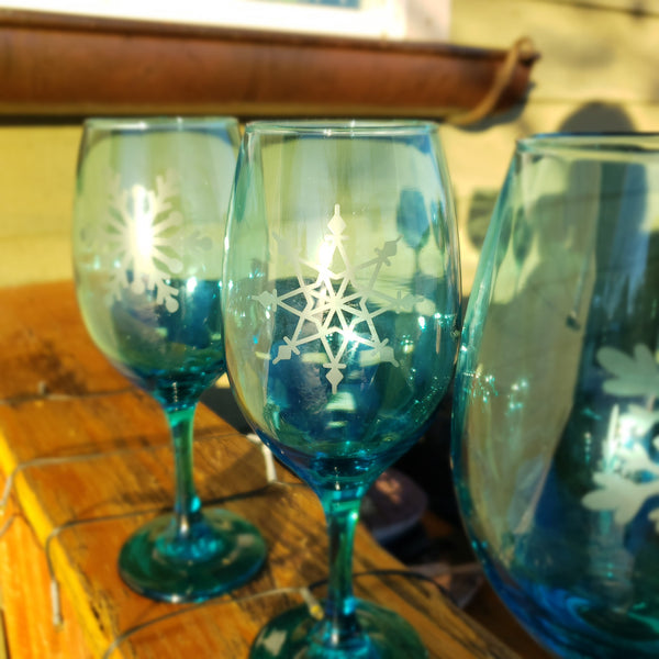 Wineglass set  - Blue Snowflakes